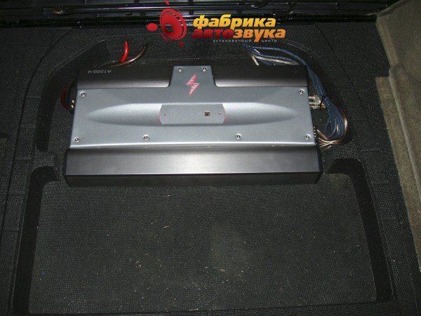 Установка усилителя в Subaru PPI A1200/4 Subaru Outback