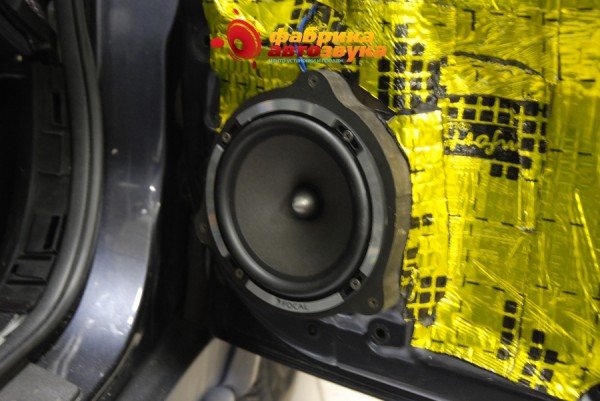 замена передних динамиков Focal Subaru Outback