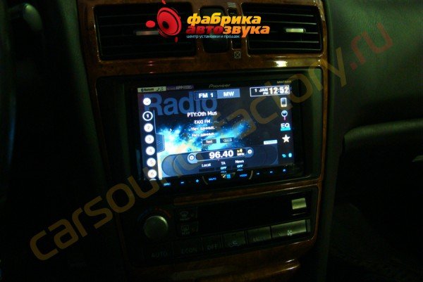 установка автомагнитолы Pioneer AVH-X8500BT Pioneer AVH-X8500BT Nissan Maxima QX