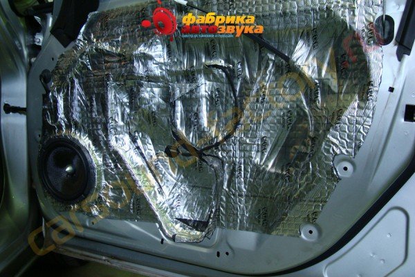 установка акустики Focal 165 A1SG Focal 165 A1SG Opel Astra J