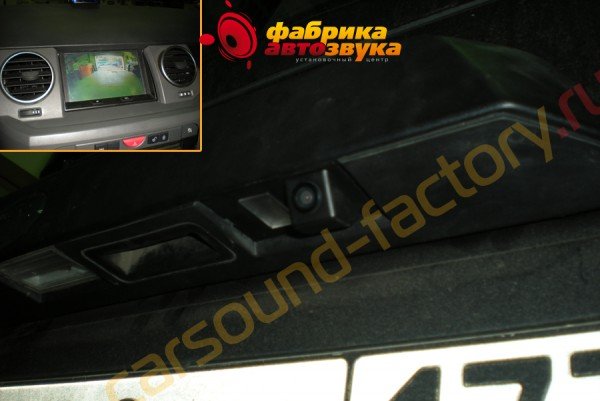 камера заднего вида Phantom Land Rover Discovery 3