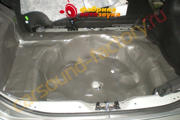 шумоизоляция багажного отделения SGM + сплен Kia Ceed