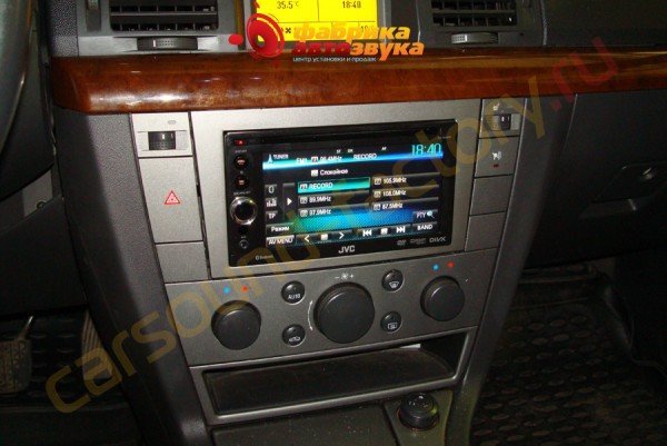установка автомагнитолы JVC KW-AV60BT JVC KW-AV60BT Opel Vectra