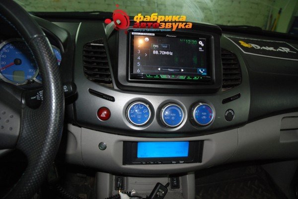 подключение головного устройства Pioneer Mitsubishi L200
