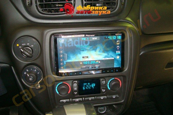установка автомагнитолы Pioneer AVH-X8500BT Pioneer AVH-X8500BT Chevrolet Trailblazer