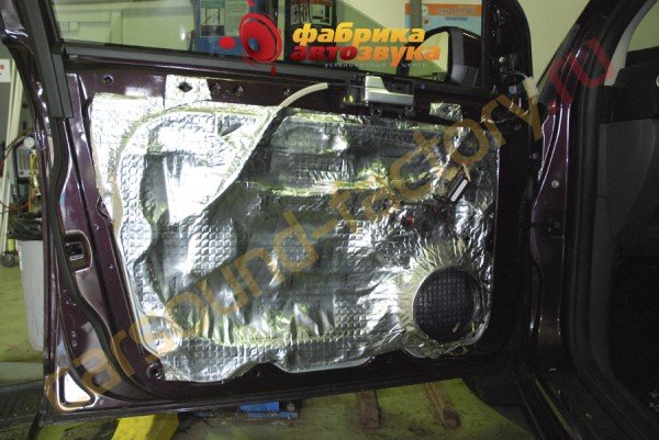 Шумоизоляция дверей SGM Ford Focus 2
