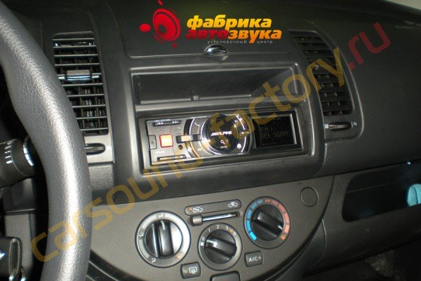 установка автомагнитолы Alpine iDA-X311RR Alpine iDA-X311RR Nissan Note