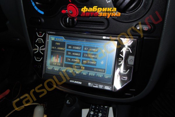 Установка магнитолы Hyundai H-CMD4012 Chevrolet Lanos