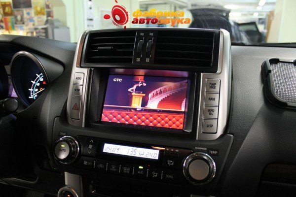 цифровое телевидение на мониторе автомобиля - Toyota Land Cruiser Prado 150