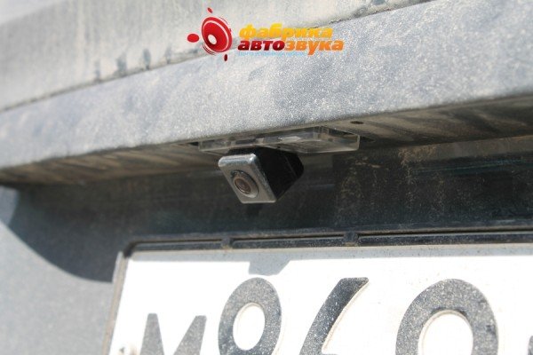 камера парковочная AVIS Merсedes Vito