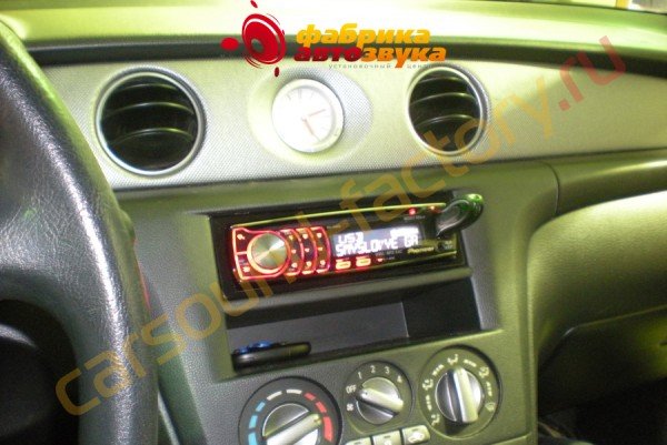 автмоагнитола Pioneer DEH-6300SD Pioneer DEH-6300SD Mitsubishi Outlander