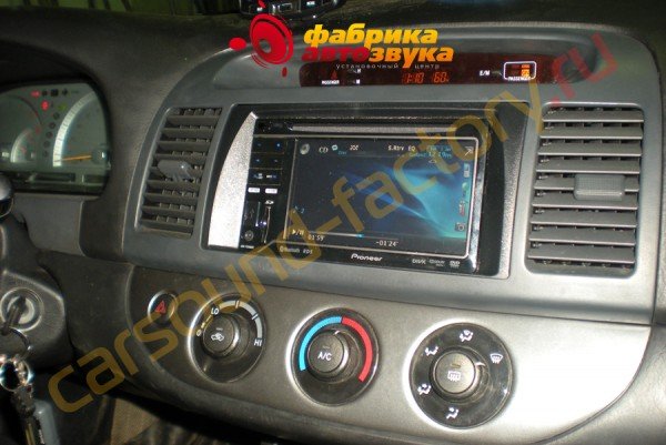установка автмоагнитолы Pioneer AVH-P3300BT Pioneer AVH-P3300BT Toyota Camry