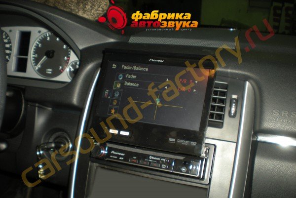 установка магнитолы 1din с монитором Pioneer Navgate 52BT Merсedes B Class