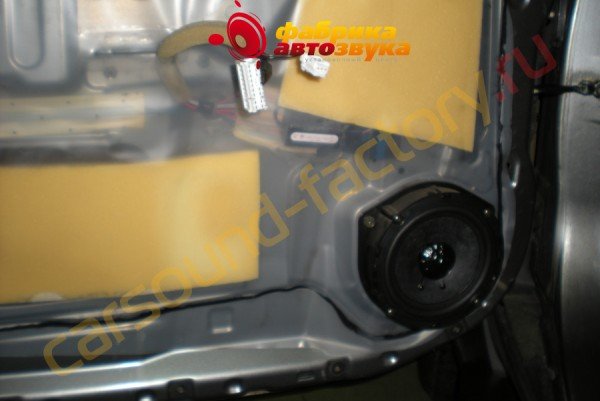 установка акустики DLS B6A Nissan Patrol GR