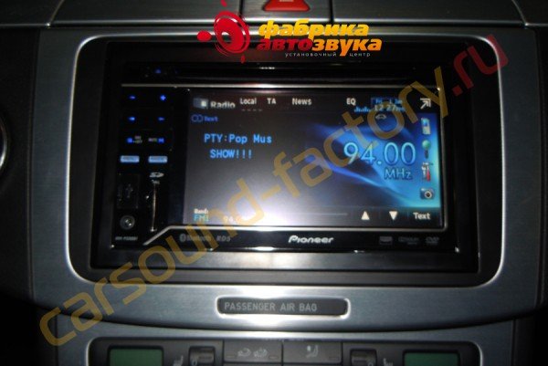 Установка автомагнитолы Pioneer AVH-P3200BT Volkswagen Passat 6