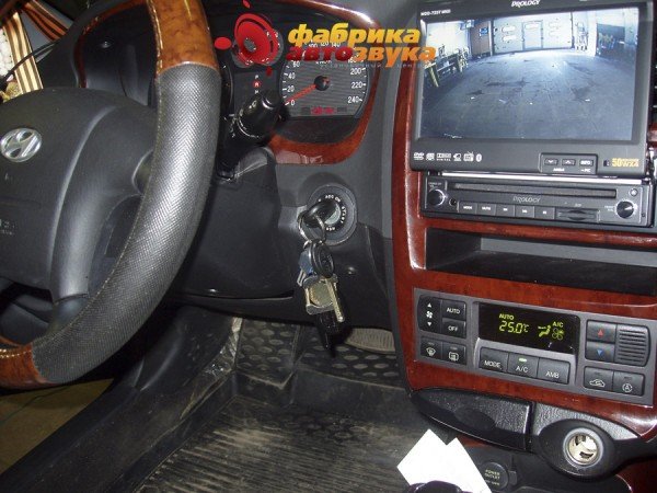 Установка магнитолы Prology Prology MDD-725T MKII Hyundai Sonata