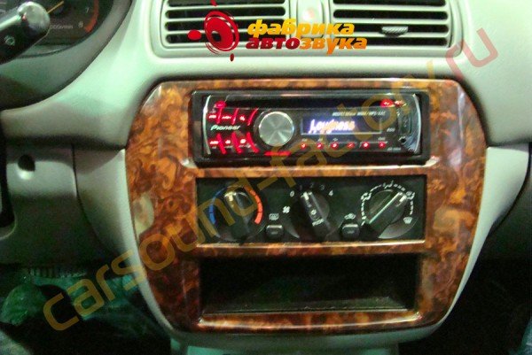 автомагнитола Pioneer DEH-3200UB Pioneer DEH-3200UB Mitsubishi Galant
