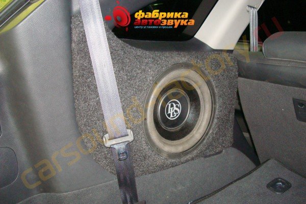 Установка сабвуфера стеллс DLS, Carsound-factory Hyundai IX 55