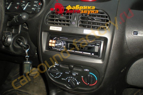 автомагнитола Alpine CDE-111RM Alpine CDE-111RM Peugeot 206