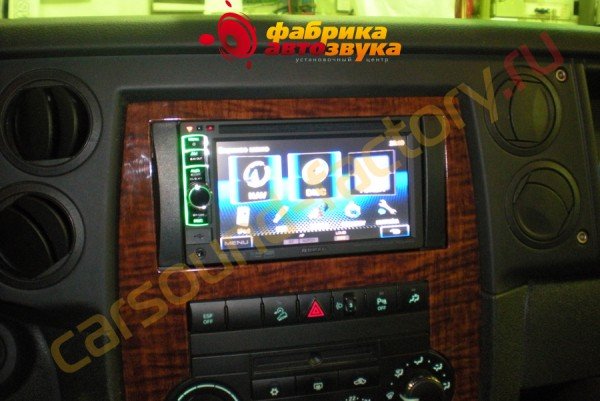 установка автмоагнитолы Kenwood DDX3058 Kenwood DDX3058 Jeep Commander