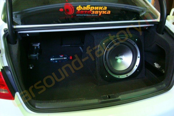 сабвуфер Sony Audi A5