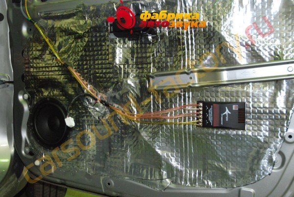 Установка акустики Morel Tempo 6 Nissan Note