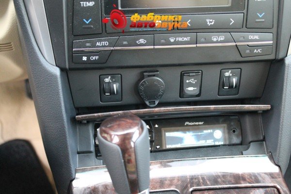 головное устройство Pioneer Pioneer Toyota Camry 2012 (v50)