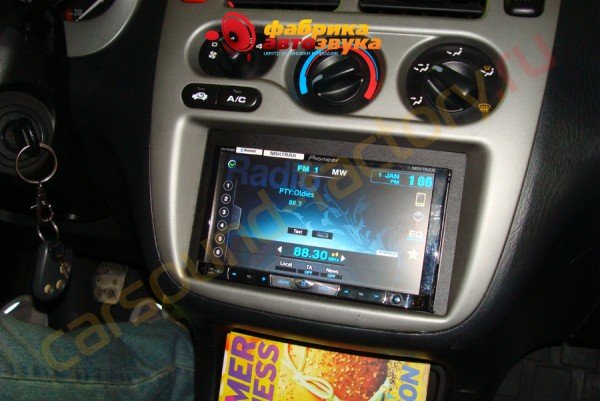 Установка автомагнитолы Pioneer AVH-P8400BT Pioneer AVH-P8400BT Honda HR-V