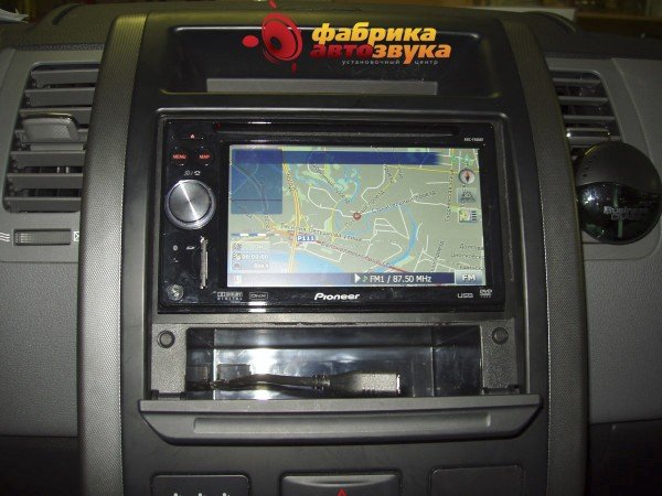 Установка автомагнитолы Pioneer Pioneer AVIC-F900BT Nissan X-Trail