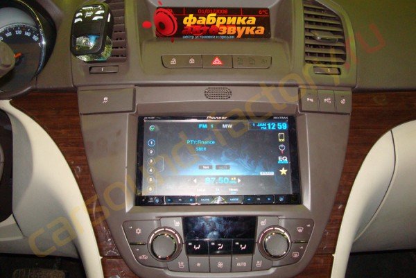 установка автомагнитолы Pioneer AVH-P8400BT Pioneer AVH-P8400BT Opel Insignia