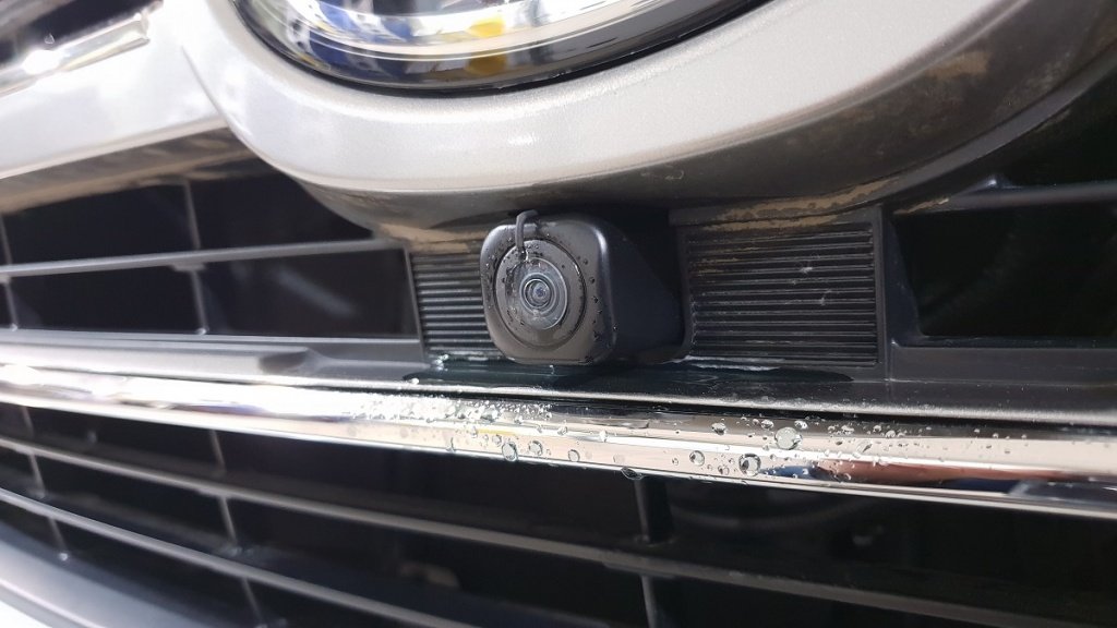 Установка омывателя камеры Toyota Land Cruiser 200