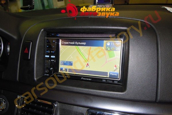 установка автомагнитолы Pioneer AVH-P3200BT Hyundai Sonata NF