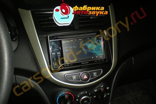 2 Din автомагнитола Pioneer AVH-P3300BT Pioneer AVH-P3300BT Hyundai Solaris