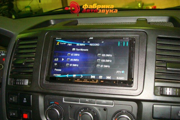 инсталляция магнитолы JVC JVC Volkswagen Transporter