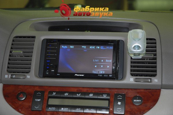 Установка 2din автомагнитолы Pioneer AVH-P3100DVD Toyota Camry