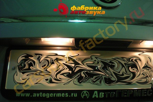 установка камеры заднего хода AVIS AVIS SsangYong Kyron